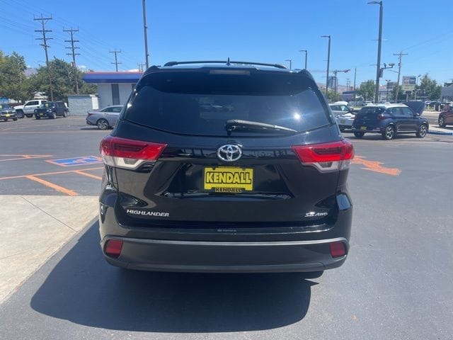 Used 2018 Toyota Highlander SE 4D Sport Utility – 5TDJZRFH4JS490341