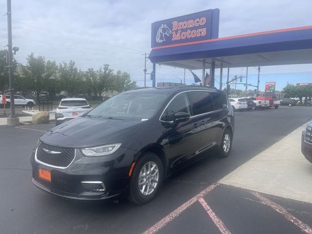 Used 2022 Chrysler Pacifica Touring L 4D Passenger Van – 2C4RC1BG4NR143044