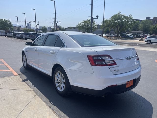 Used 2014 Ford Taurus SE 4D Sedan – 1FAHP2D94EG150524