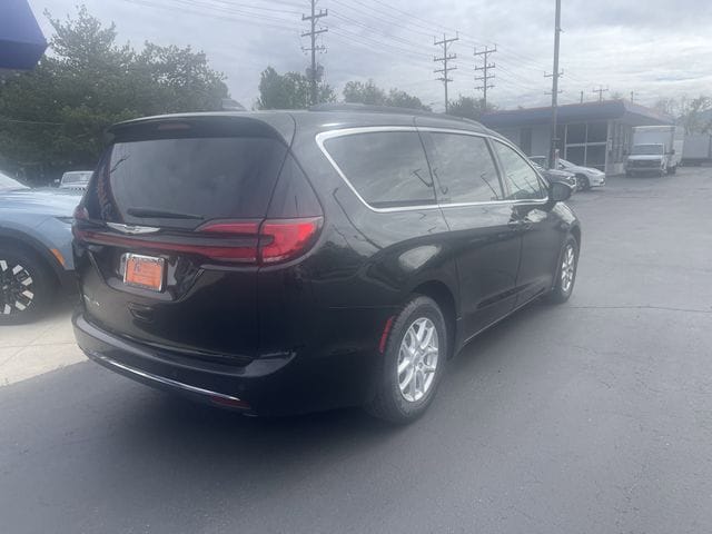 Used 2022 Chrysler Pacifica Touring L 4D Passenger Van – 2C4RC1BG4NR143044