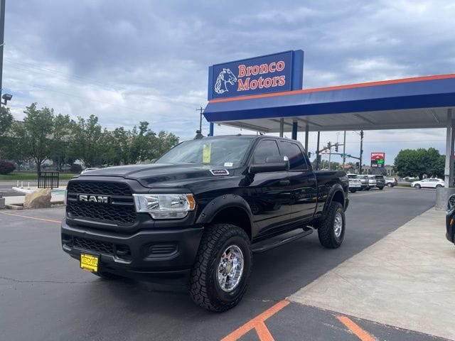 Used 2020 Ram 2500 Tradesman 4D Crew Cab – 3C6UR5CL6LG172390