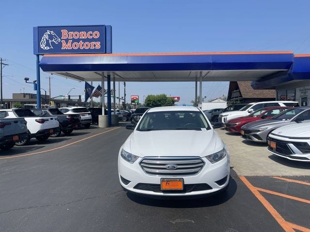 Used 2014 Ford Taurus SE 4D Sedan – 1FAHP2D94EG150524