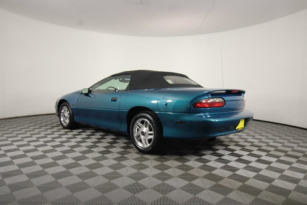 Used 1995 Chevrolet Camaro Z28 2D Convertible – 2G1FP32P8S2118924