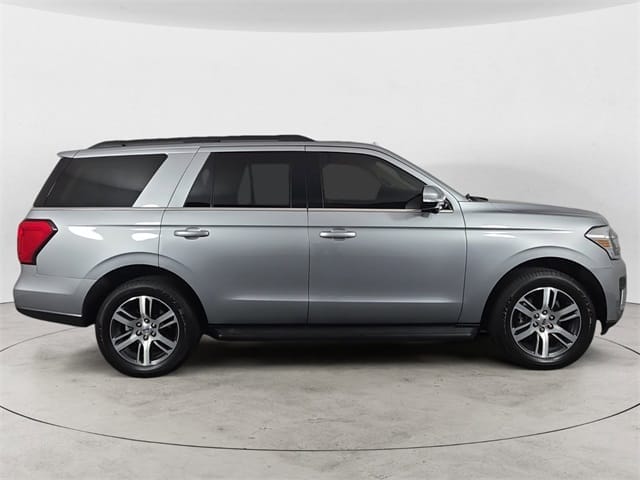 Used 2024 Ford Expedition XLT 4D Sport Utility – 1FMJU1J82REA15114