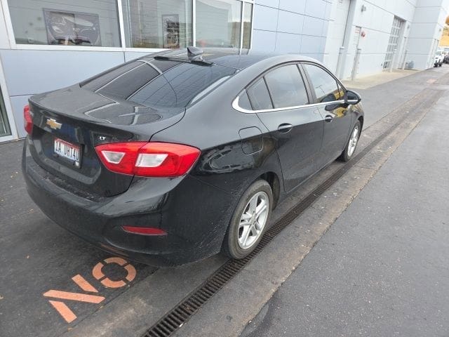 Used 2017 Chevrolet Cruze LT 4D Sedan – 1G1BE5SM3H7256118