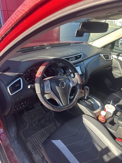 Used 2015 Nissan Rogue SV 4D Sport Utility – 5N1AT2MV3FC771777