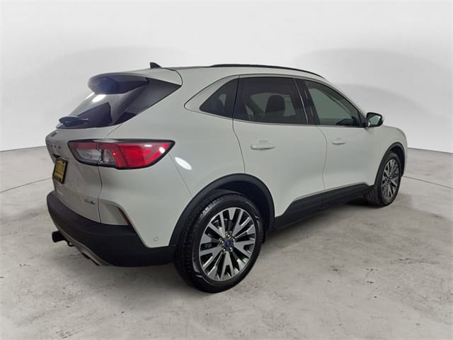 Used 2020 Ford Escape Titanium 4D Sport Utility – 1FMCU9J96LUA79878