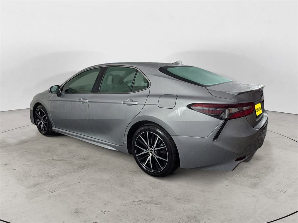 Used 2021 Toyota Camry SE 4D Sedan – 4T1G11BK1MU042963