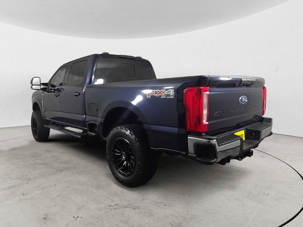 Used 2025 Ford F-350SD XLT 4D Crew Cab – 1FT8W3BT4SED94411