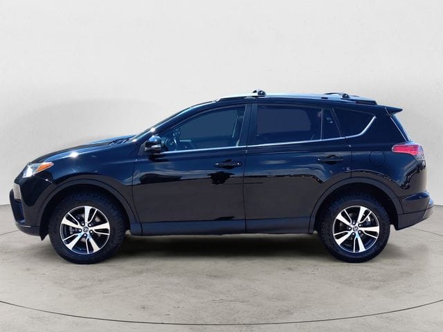 Used 2018 Toyota RAV4 XLE 4D Sport Utility – 2T3RFREV8JW725017