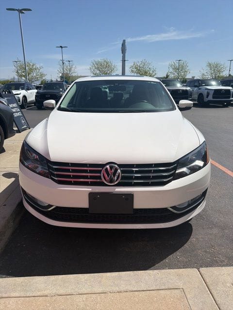 Used 2014 Volkswagen Passat TDI SEL Premium 4D Sedan – 1VWCN7A39EC053024