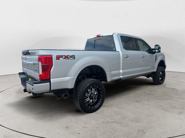 Used 2017 Ford F-350SD Platinum 4D Crew Cab – 1FT8W3BT0HED67263