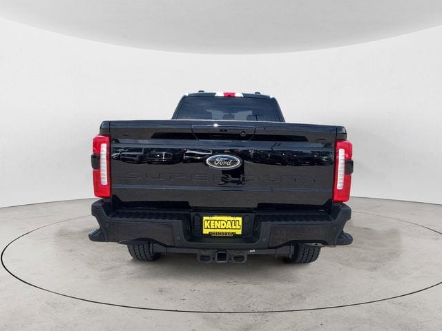 Used 2025 Ford F-350SD Lariat 4D Crew Cab – 1FT8W3BT7SEC41974