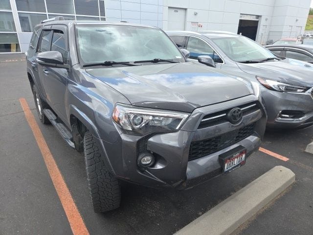 Used 2022 Toyota 4Runner SR5 Premium 4D Sport Utility – JTENU5JR6N6070199