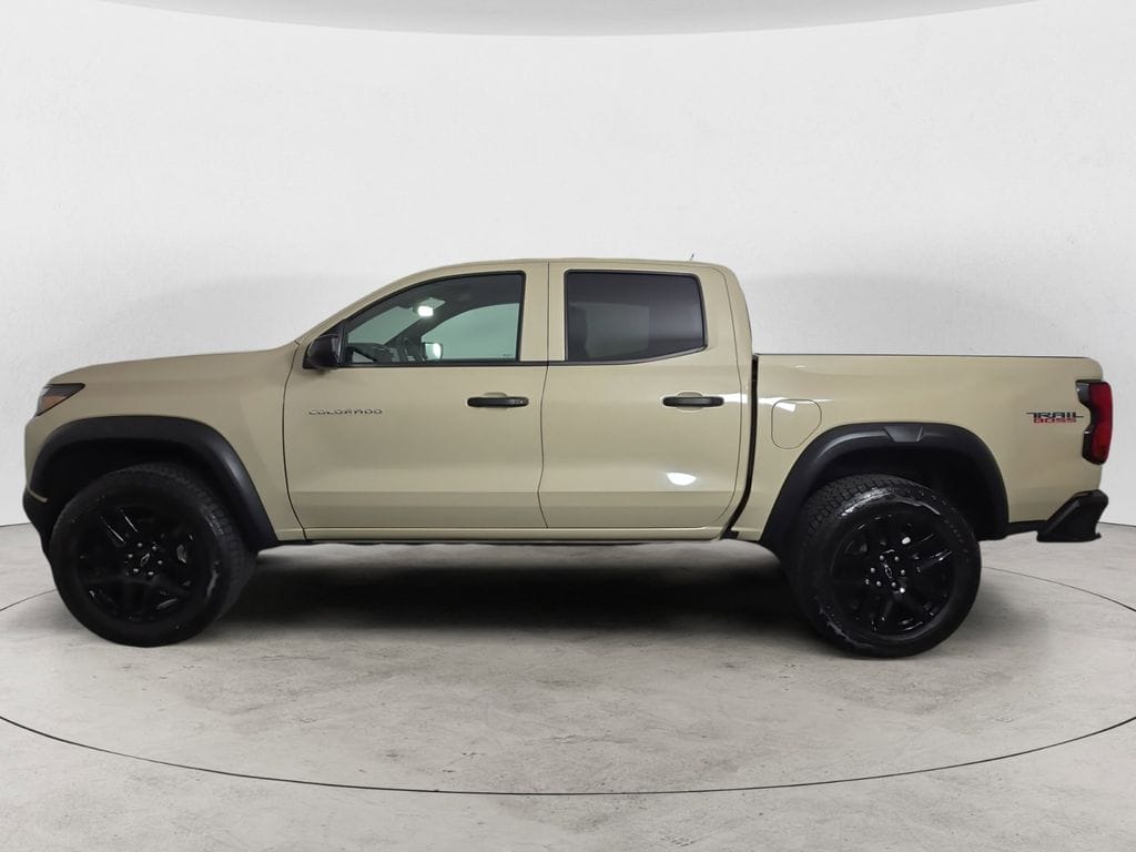 Used 2024 Chevrolet Colorado Trail Boss 4D Crew Cab – 1GCPTEEK6R1132409