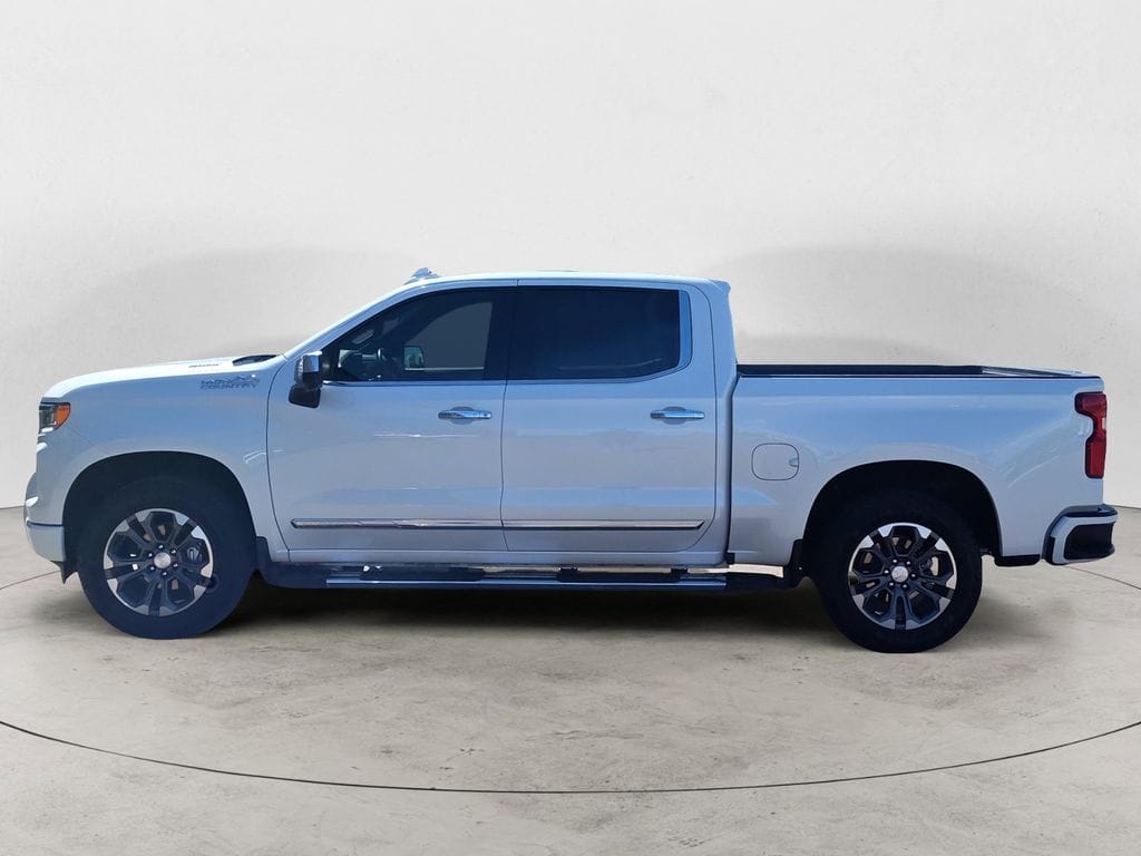 Used 2023 Chevrolet Silverado 1500 High Country 4D Crew Cab – 1GCUDJE87PZ143933