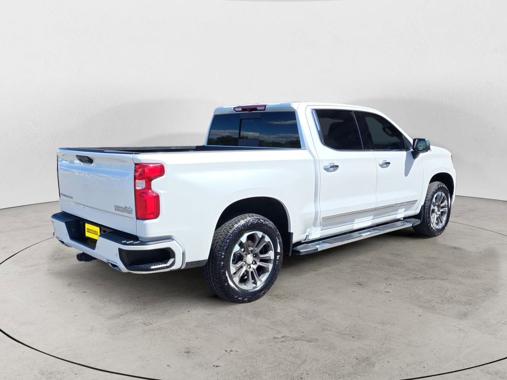 Used 2023 Chevrolet Silverado 1500 High Country 4D Crew Cab – 1GCUDJE87PZ143933