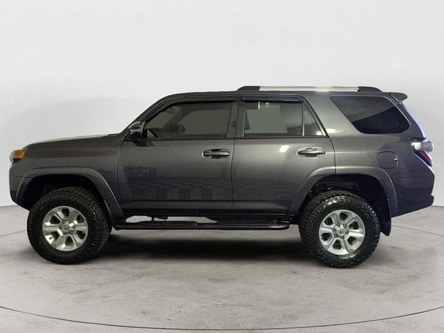 Used 2022 Toyota 4Runner SR5 Premium 4D Sport Utility – JTENU5JR6N6070199