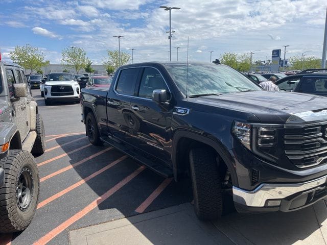 Used 2025 GMC Sierra 1500 SLT 4D Crew Cab – 1GTUUDE82SZ322214