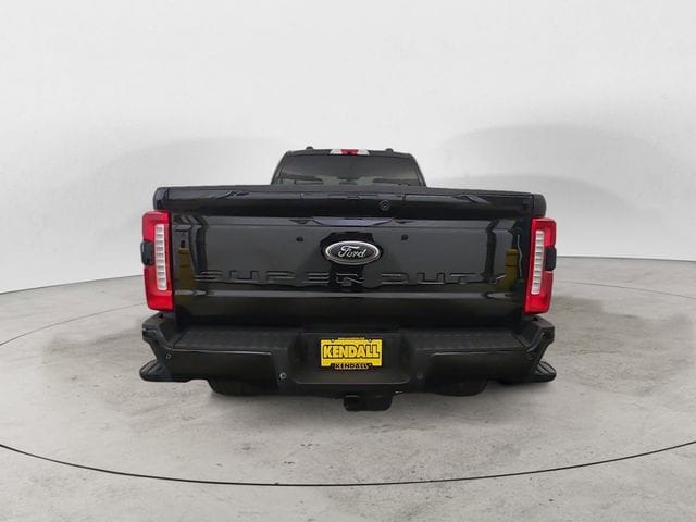 Used 2025 Ford F-350SD Lariat 4D Crew Cab – 1FT8W3BT9SEC43807