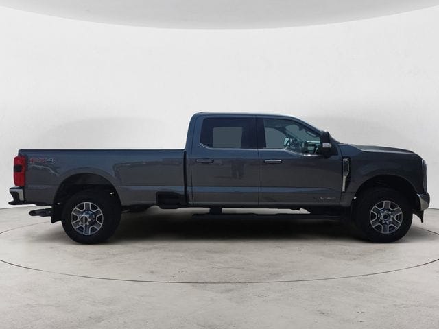 Used 2025 Ford F-350SD Lariat 4D Crew Cab – 1FT8W3BT1SEC42523