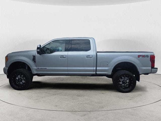 Used 2017 Ford F-350SD Platinum 4D Crew Cab – 1FT8W3BT0HED67263
