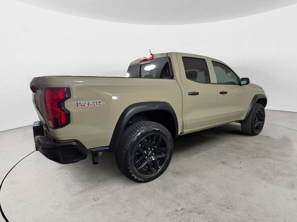 Used 2024 Chevrolet Colorado Trail Boss 4D Crew Cab – 1GCPTEEK6R1132409
