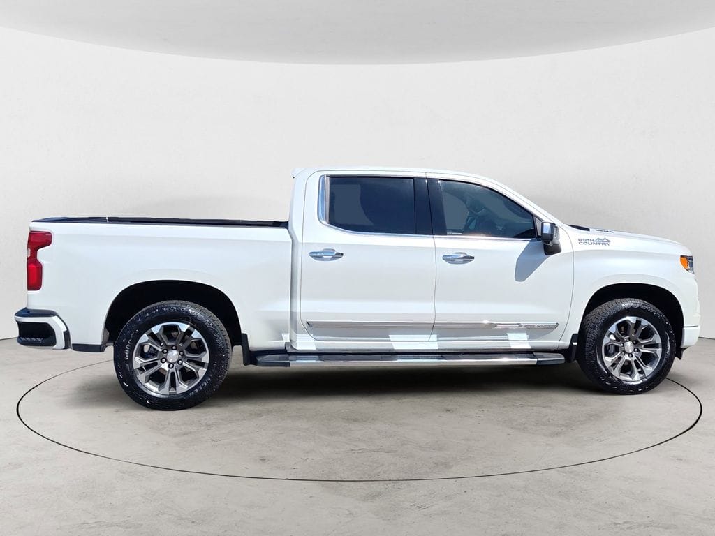Used 2023 Chevrolet Silverado 1500 High Country 4D Crew Cab – 1GCUDJE87PZ143933